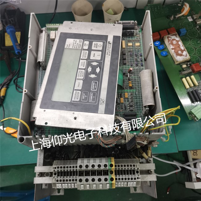 ���׃�l���S��FP3000-S6R-60-AN-FCģ�K�p�� ���e���ϾS��