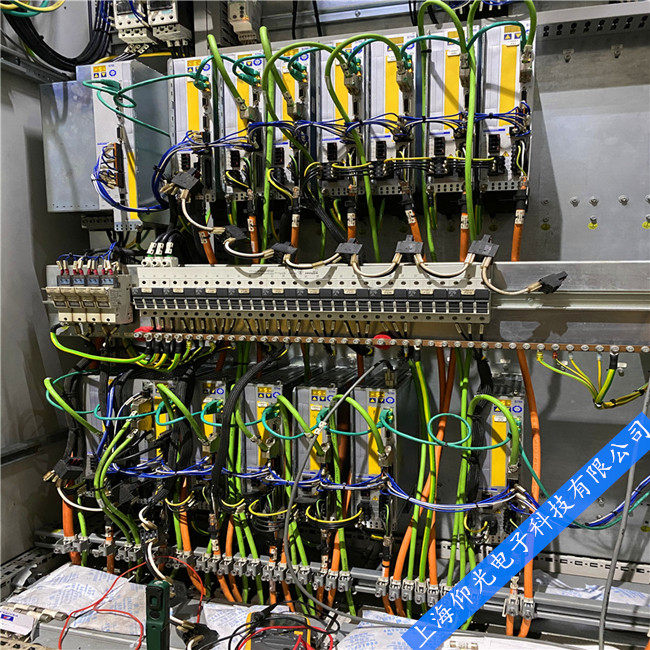 �Ϻ��Ơ�Ħ���ŷ����S���ŷ������󾯹���F15 F16 F17 F18 F19 F20 F21����