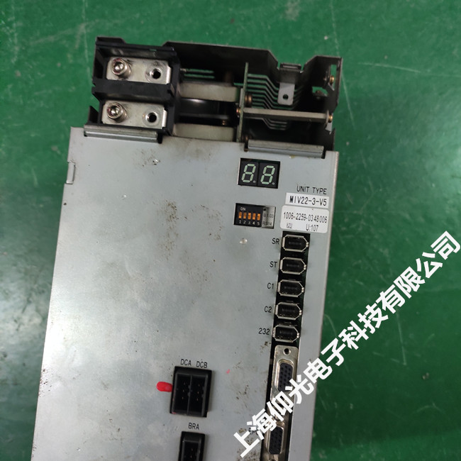 ����OKUMA����MIV22-3-V5܇�����S�󾯾S��