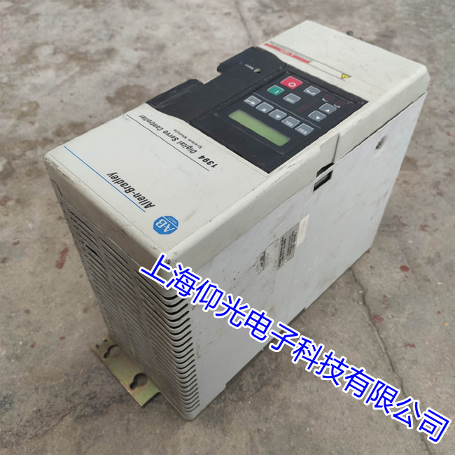 AB�_���f��Ultra3000�ŷ��������ϾS�ވ󾯴��a��