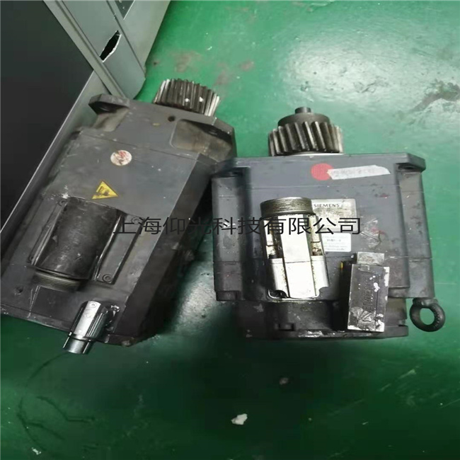 1PH8���T��늙C�·����ϾS���\�ಽ�E