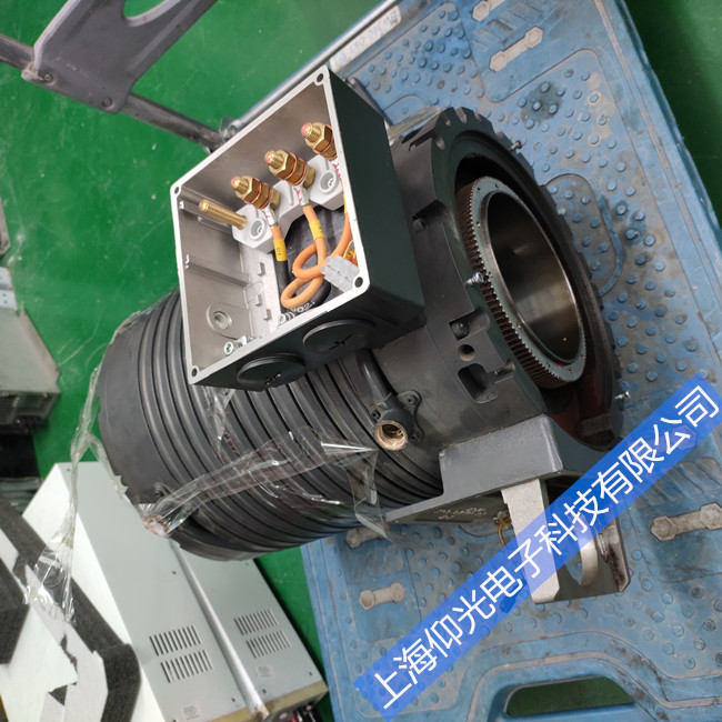 ���T���ŷ�늙C�S��1FK7033-7AK71-1UB0����� ����������