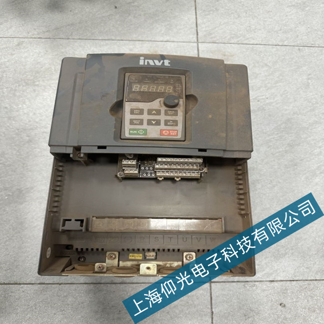 Ӣ���v׃�l��CHV100ϵ���^�����ϬF��ľS�޼���