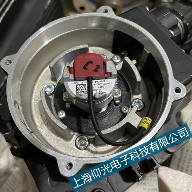 ���l��ʿ���ŷ�늙C�S�޶�·��Ȧ���g����