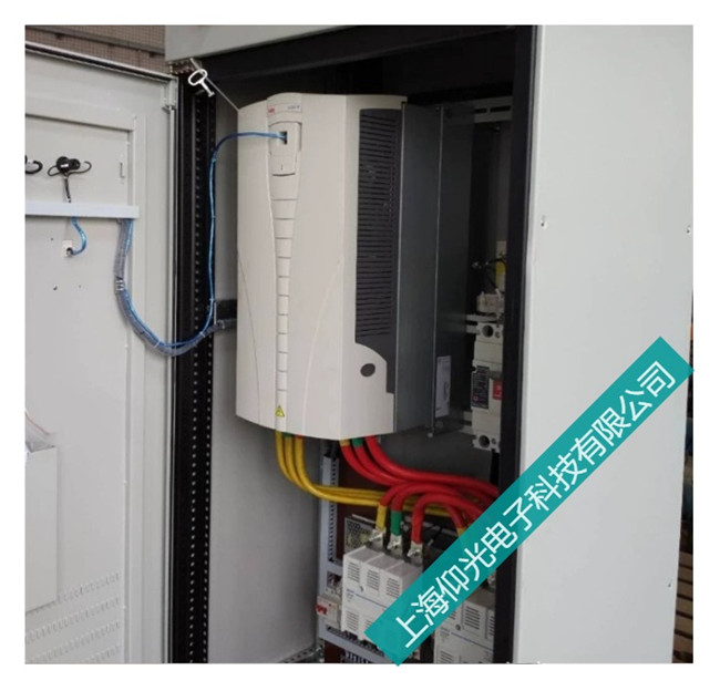 �����L(zh��ng)ɳһ�_(t��i)ABB׃�l�����F(xi��n)�^(gu��)�����ϣ���(j��ng)�^(gu��)�����ų������I(y��)�S�޳ɹ������\(y��n)��