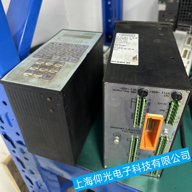 �����f˹������͙C������PLC 100/3D�o�������������ό��I�S��